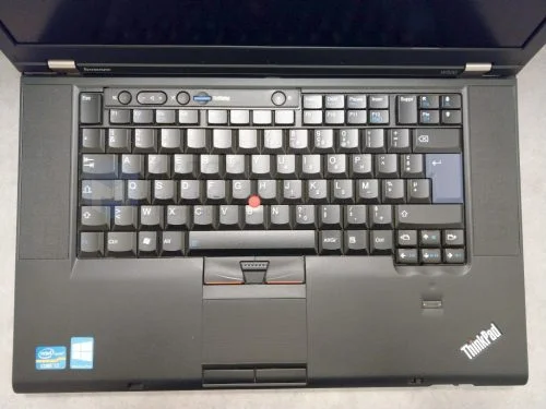 Thinkpad W520 core i7 ssd mabox