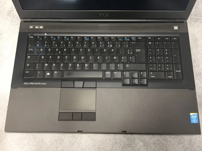 M6800